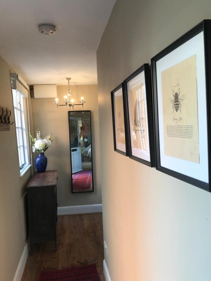 אפטון אפון סברן Clerks Cottage מראה חיצוני תמונה